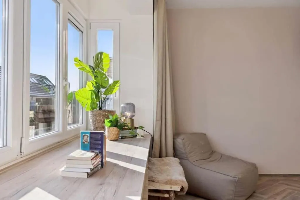 Alejandro - Appartement 30M Van Het Strand Ostend Apartment